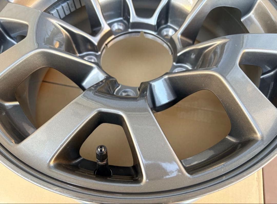 【新車外し】 ジムニーノマド 純正ホイール1本