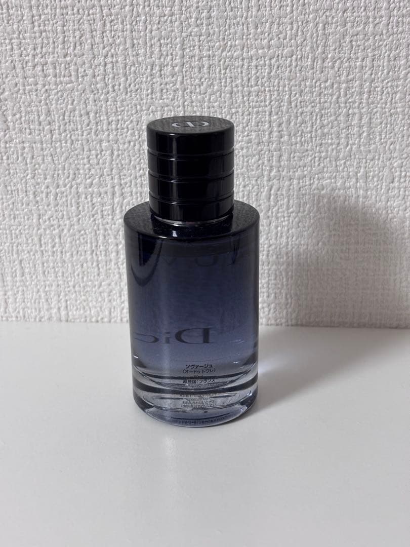 Dior SAUVAGE〈オードゥトワレ〉60ml