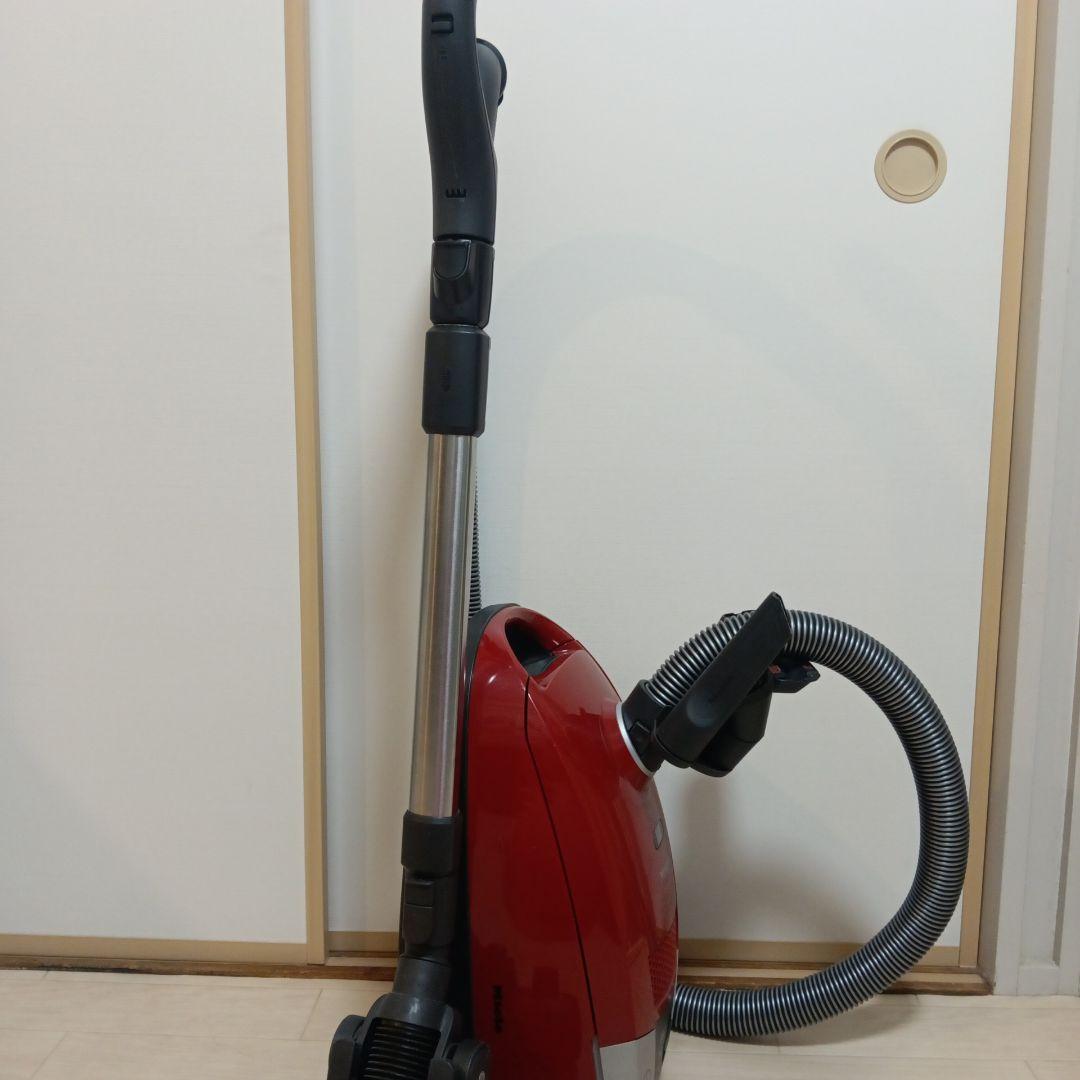 Miele Compact C2 掃除機 秋の赤