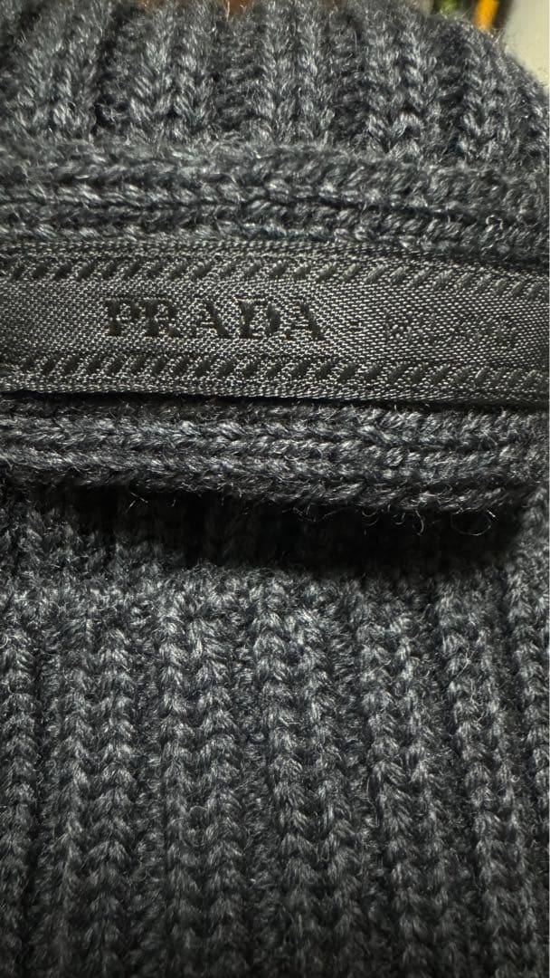 【最安値】PRADA ブラック ニット帽 正規品
