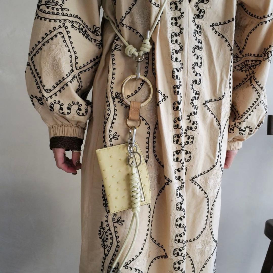 itti I HERRIE PHONE STRING / STCOW イッチ