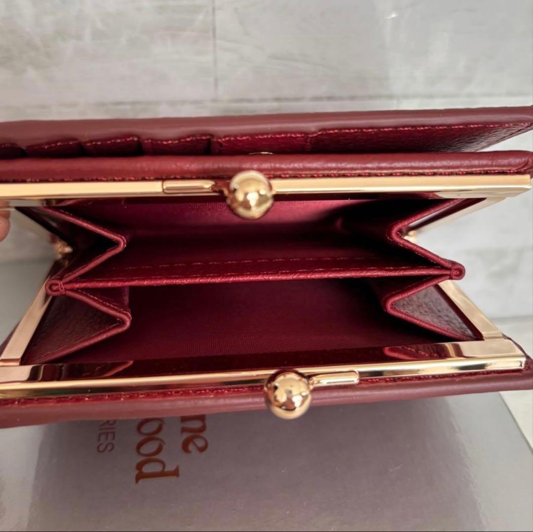 Vivienne Westwood がま口 二つ折り財布 オーブ　シックなレッド