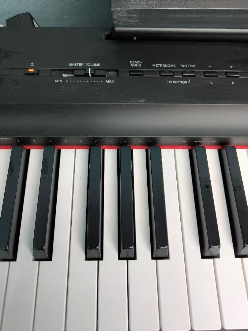 2024年製　YAMAHA/ヤマハ電子ピアノ88鍵盤　ペダル付　 P-125aB