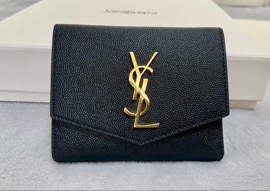 美品　SAINT LAURENT ブラック 二つ折り財布