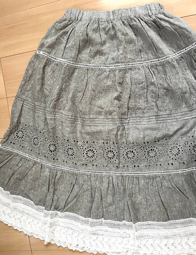 新品 未使用 タグ付 kazumi ×サマンサモスモス サス付 刺繍スカート