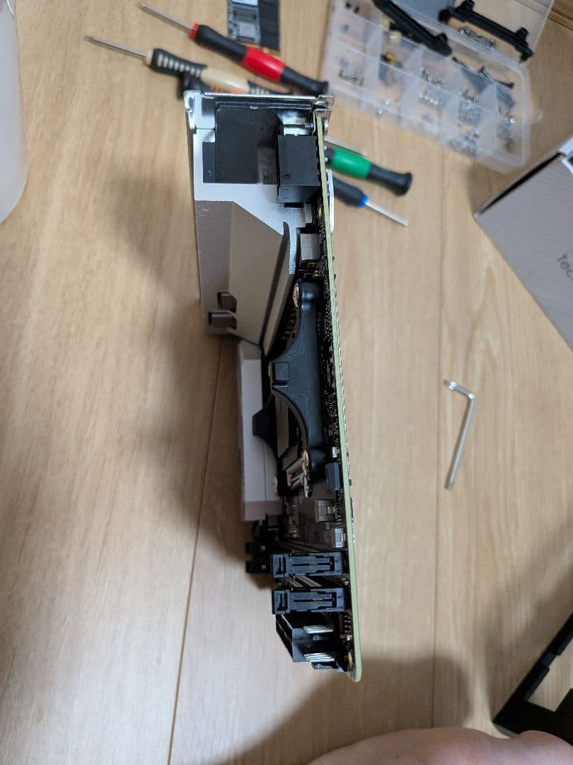 MSI B650I EDGE WIFI （動作品、ジャンク扱い）itx am5