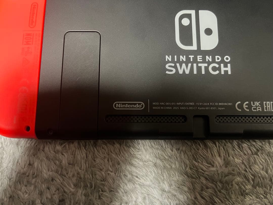 ニンテンドーSwitch 2025年式　hac-001
