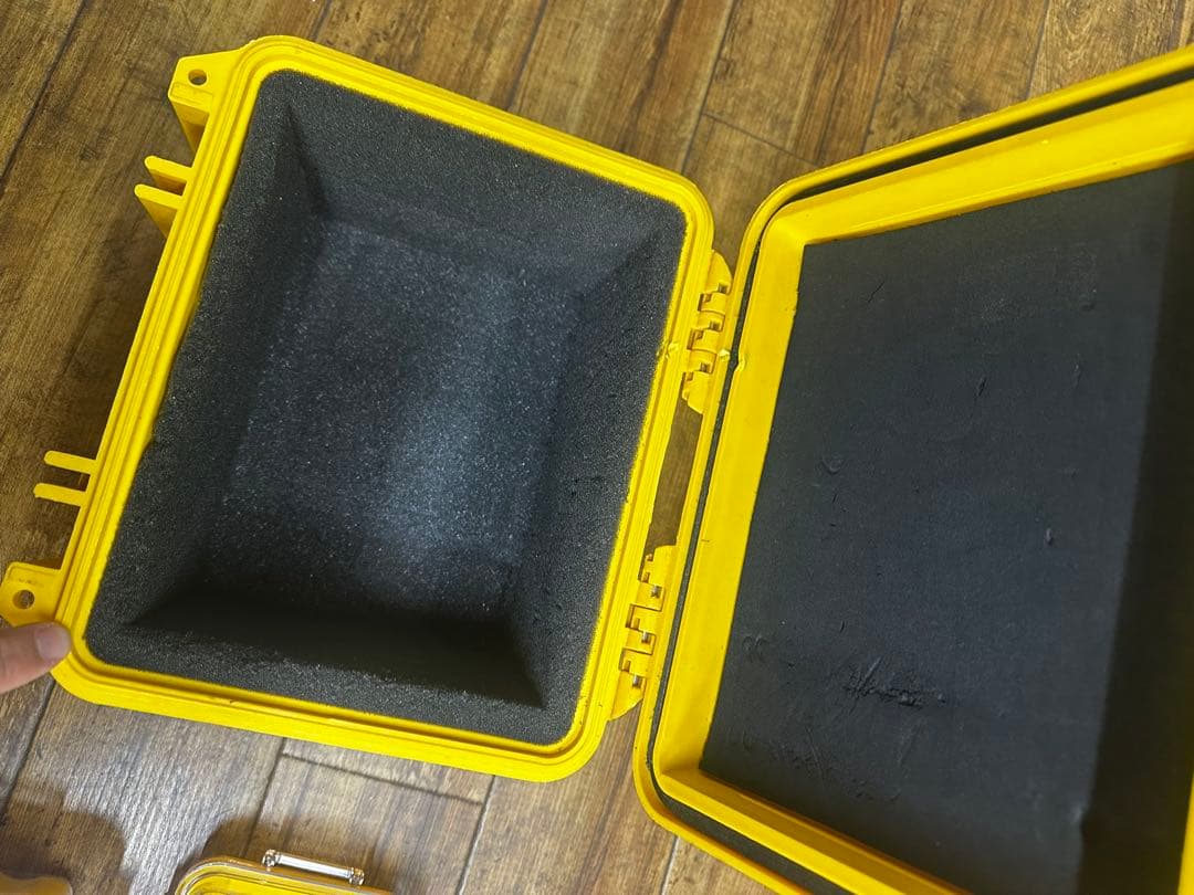 最安値美品PELICANペリカン耐水耐久ケース1300 CASE イエローセット