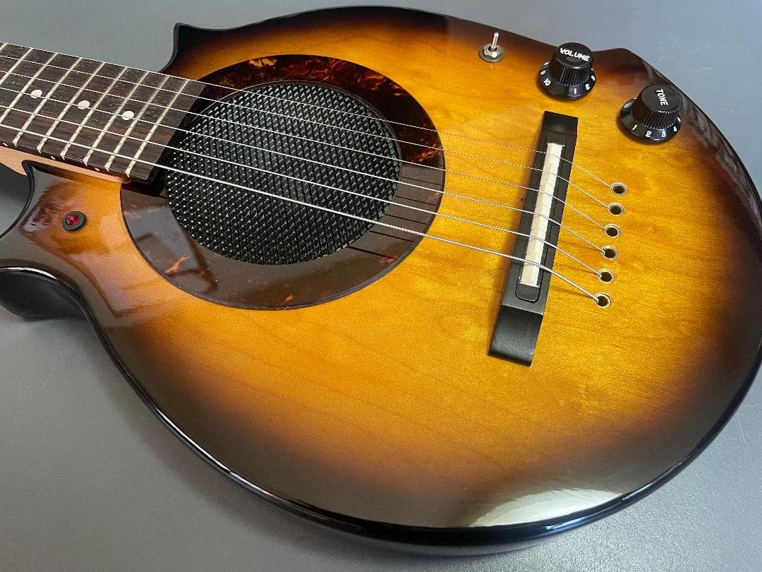 Morris Sound Circus Series アンプ内蔵ギター