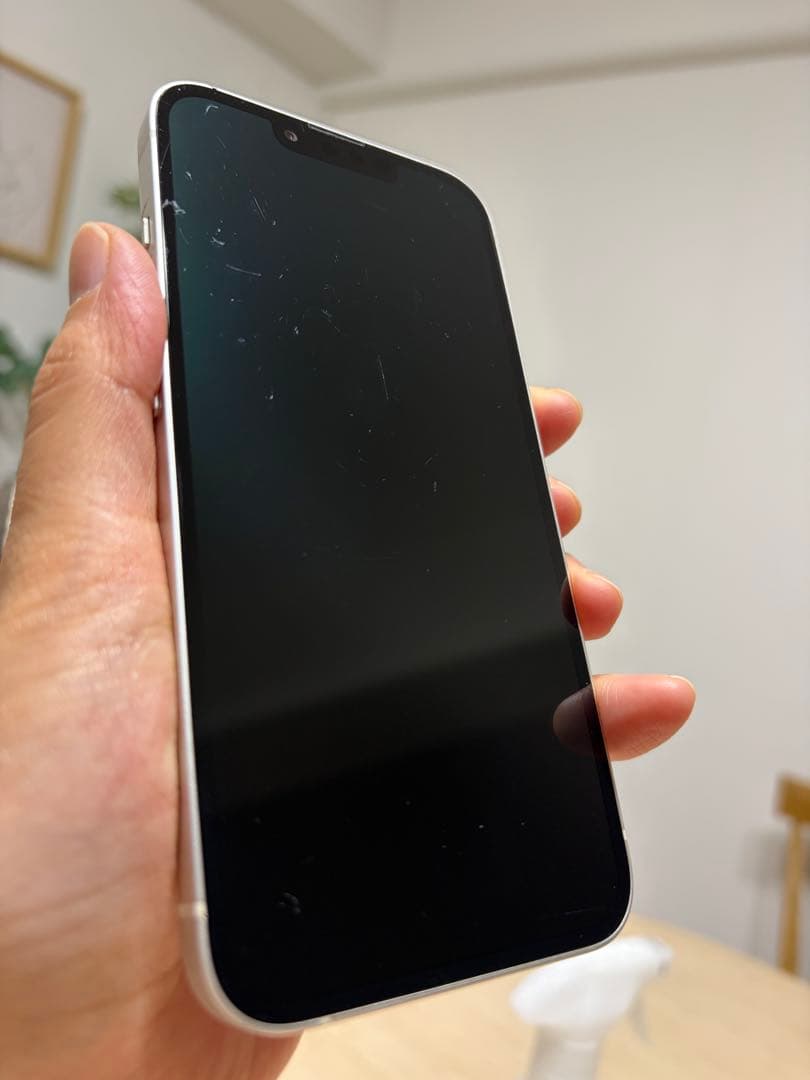 【即購入ok】iPhone 13 256 GB スターライトSIMフリー