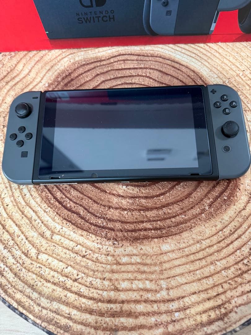 Nintendo Switch ニンテンドースイッチ本体　グレー②