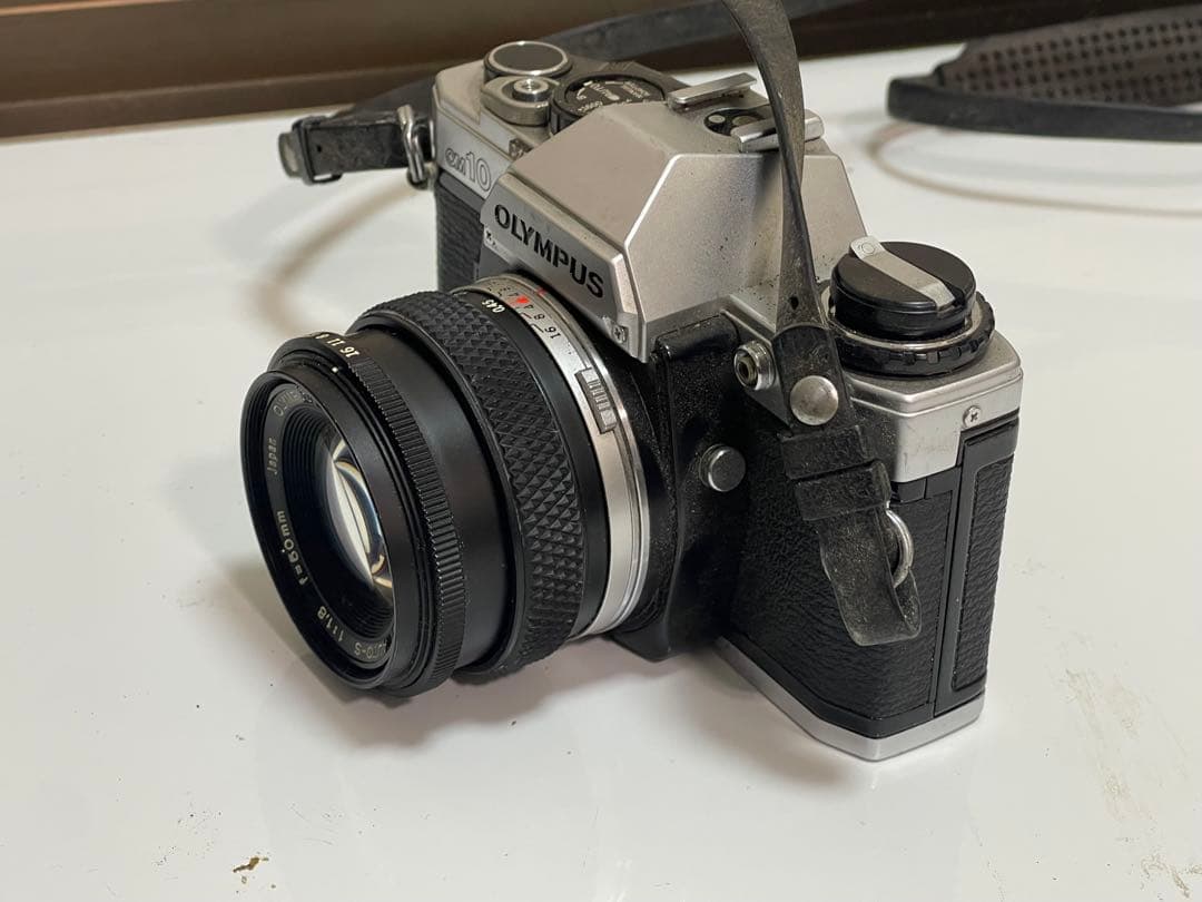 OLYMPUS OM-10 フィルムカメラ 50mmレンズ付き