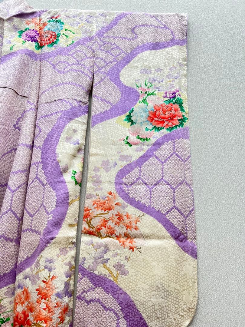 やまと誂製　正絹　成人式　振袖　絞り染め　銀彩加工　駒刺繍