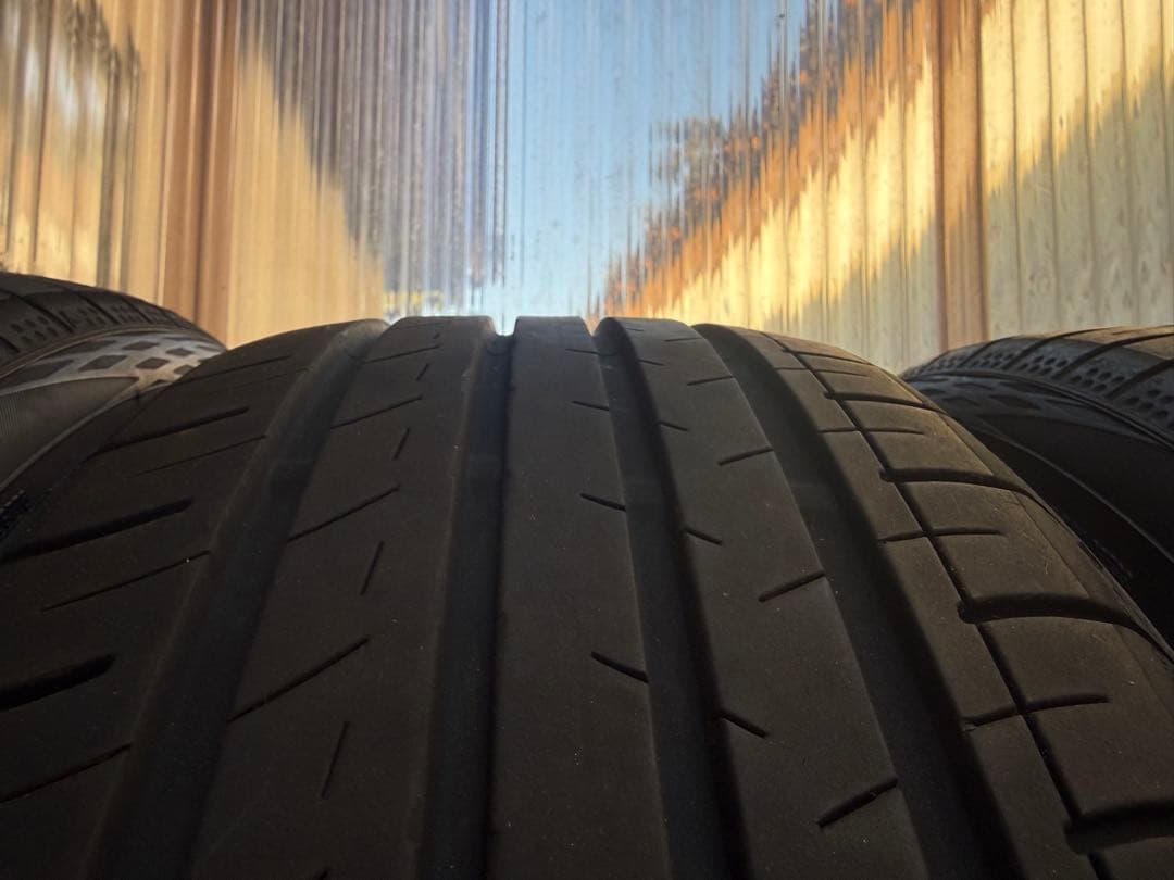 ヨコハマ ブルーアースGT AE51 205/40R18