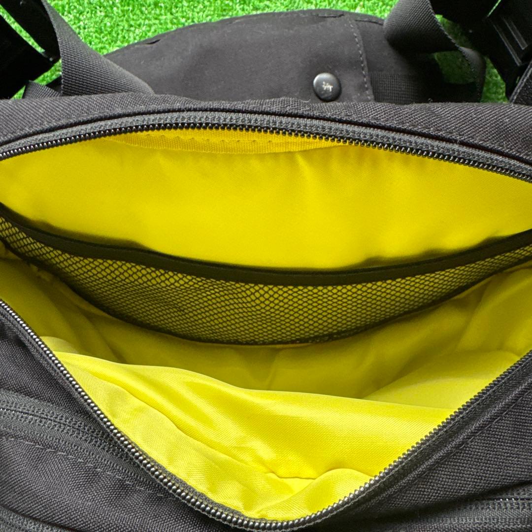 美品 Huggo ハグー ヒップシート 巾着付き ウエストポーチ 黒 ナイロン