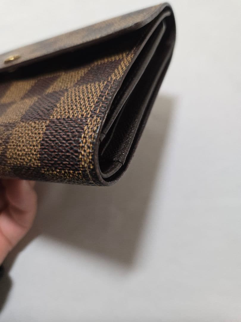 みなこルイヴィトン　ダミエ　エベヌ三つ折り財布