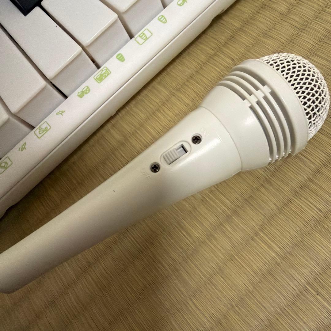 CASIO LK-325 光ナビゲーションキーボード 付属品あり　61鍵盤