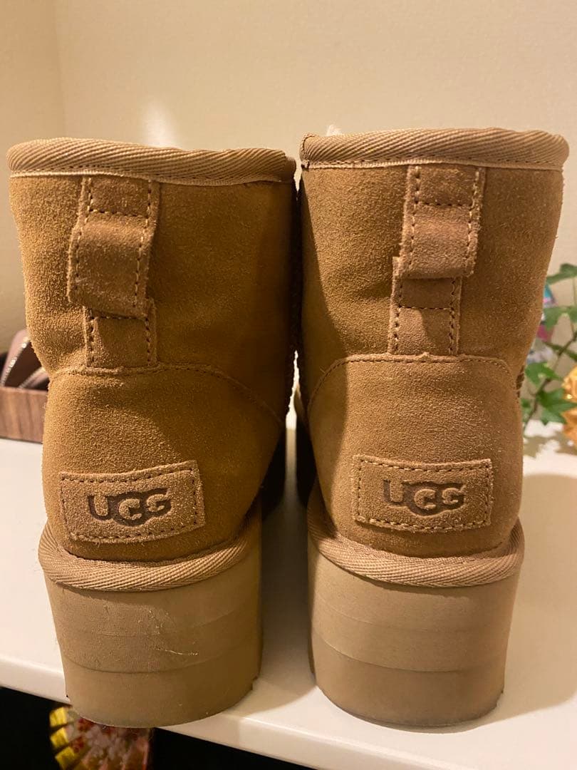 UGGブラウン 厚底 ムートンブーツ