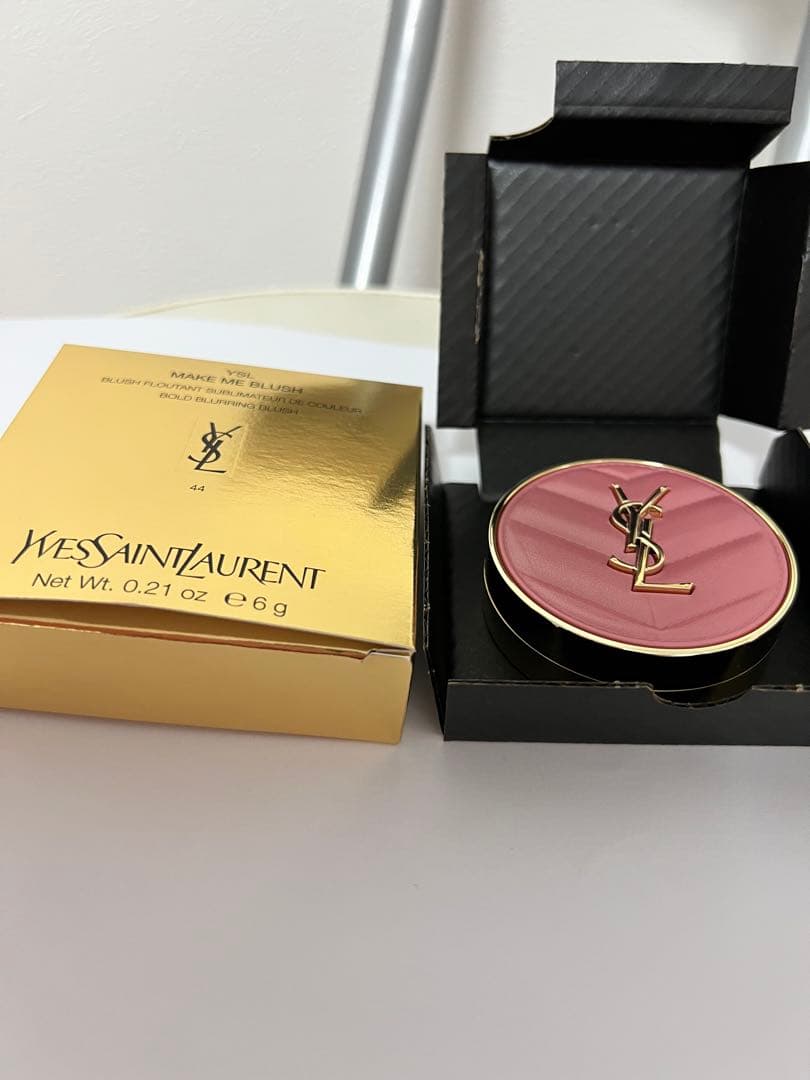 YSL イヴサンローラン メイクミーブラッシュ パウダー チーク 44