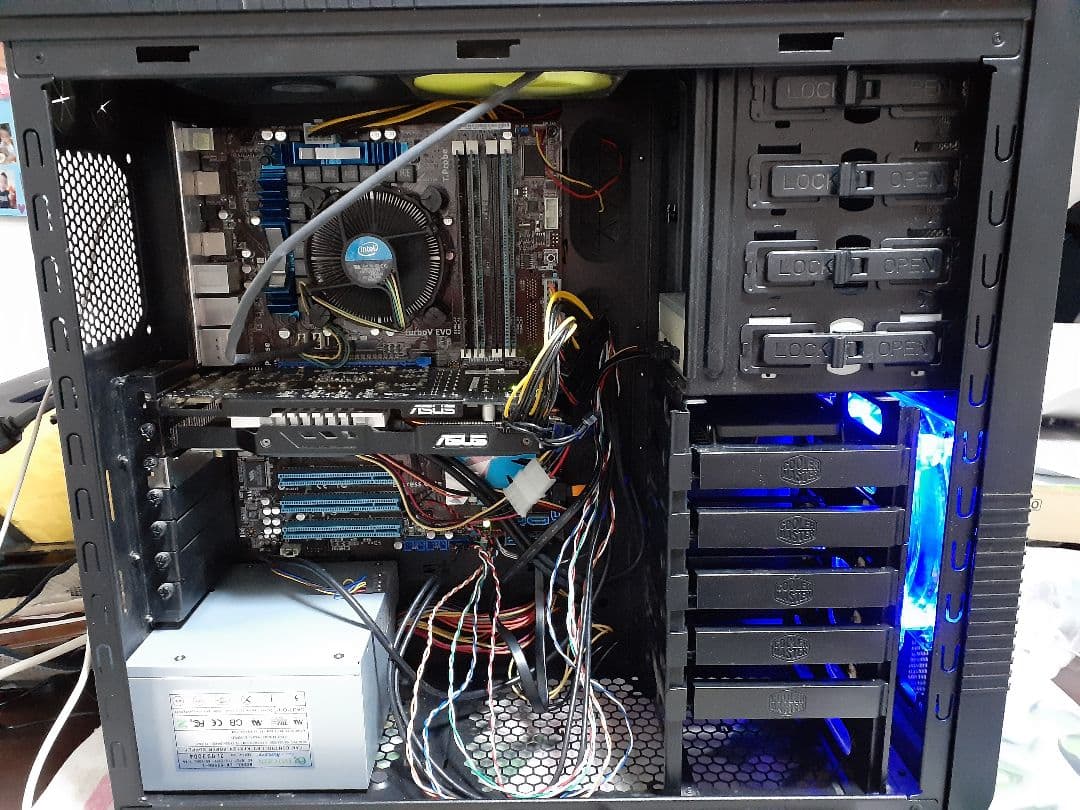自作ディスクトップパソコン(Core i7 windows11 25H2)