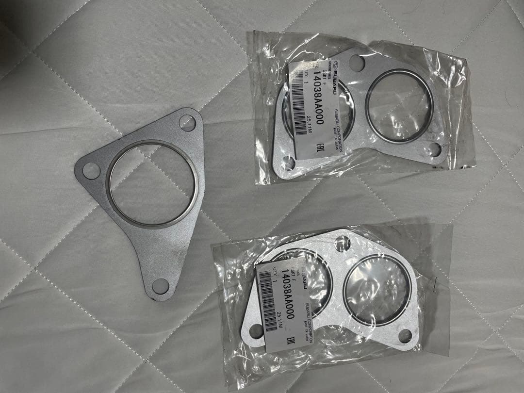 インプレッサ WRX STI GC8等 FGK 藤壺 フジツボ エキマニ