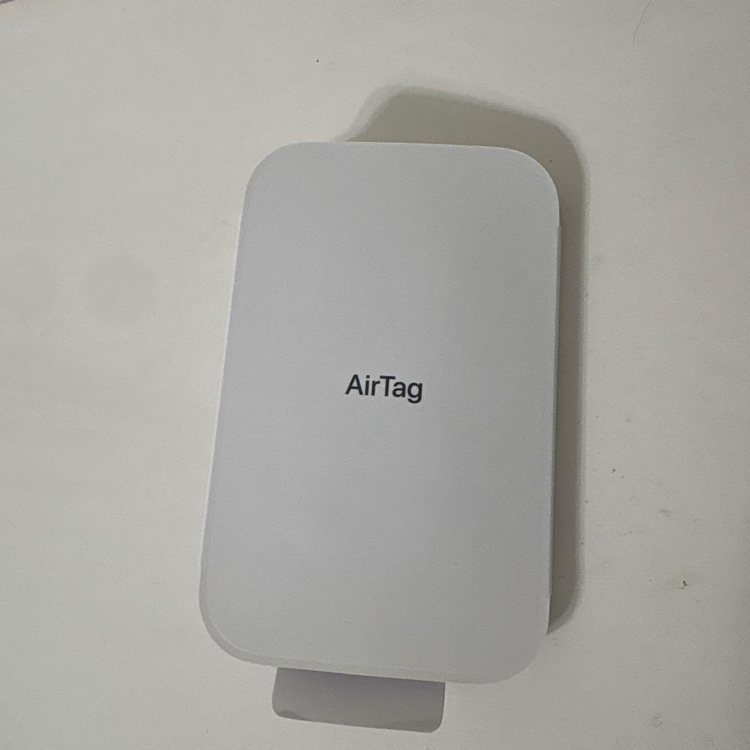 Apple AirTag 2個セット ホワイト