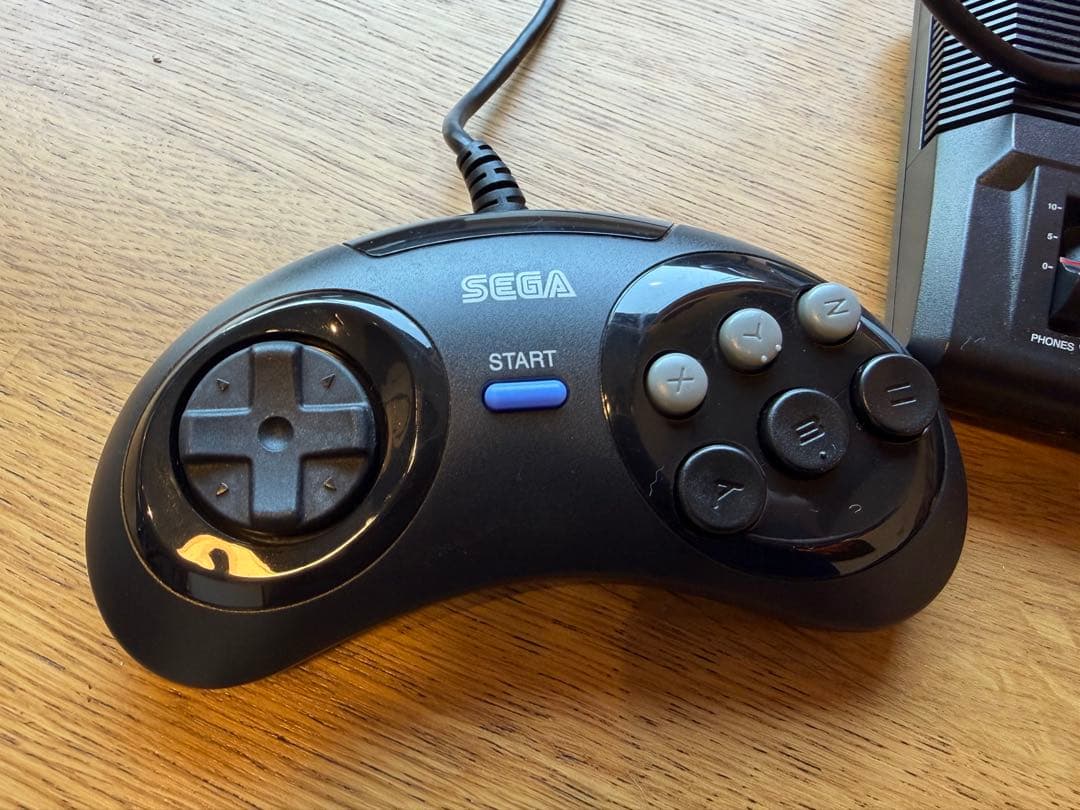 SEGA メガドライブ ミニ　➕コントローラー