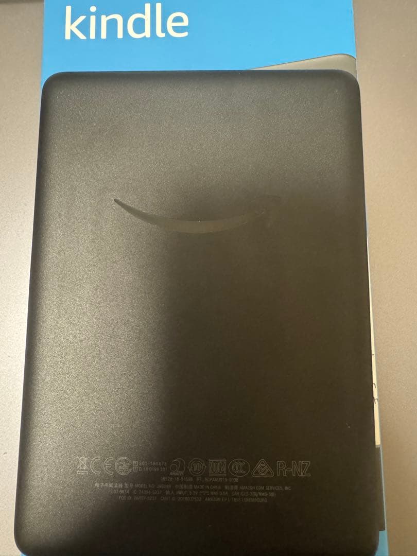 Amazon Kindle 4G 広告あり　第10世代　キンドル