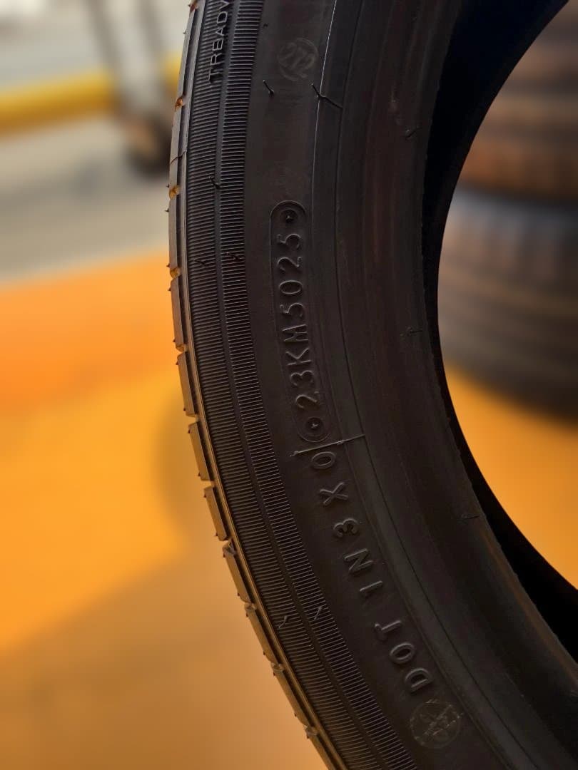 新車外し4本 1/4 純正タイヤ PROXES R51A 215/45/R18