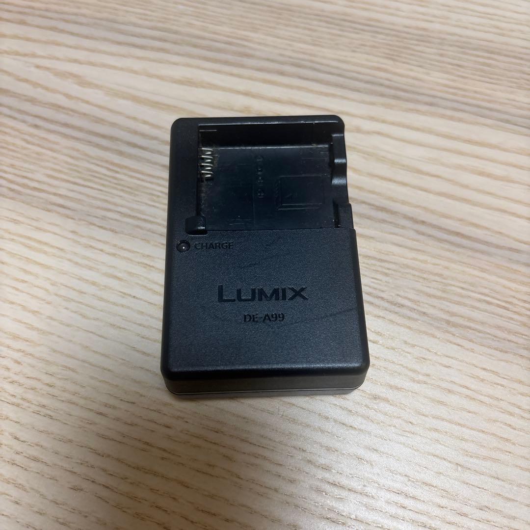 Panasonic パナソニック LUMIX DMC-GM5（ブラック）