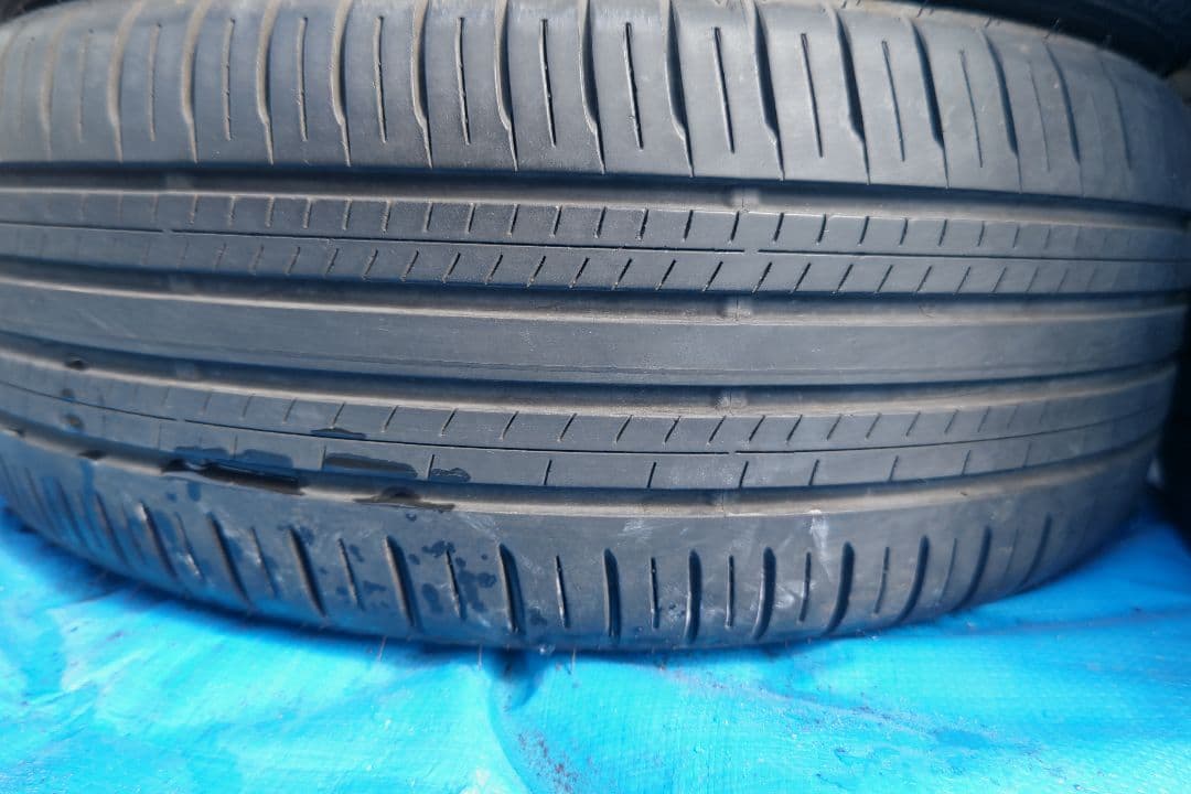 215/50R18 ダンロップ　エナセーブEC300+　タイヤのみ4本セット