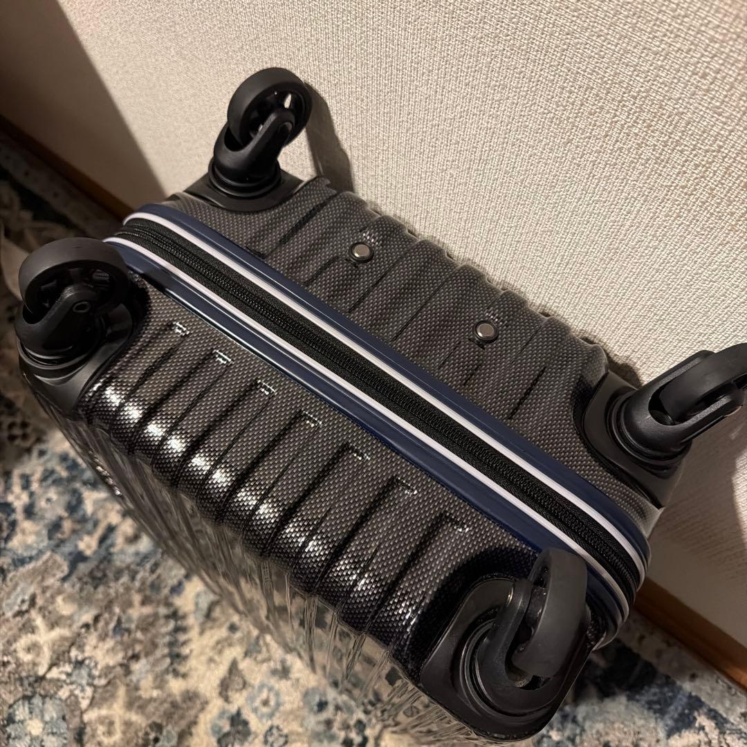 美品　SKY NAVIGATOR スーツケース　25L TSAロック　軽量