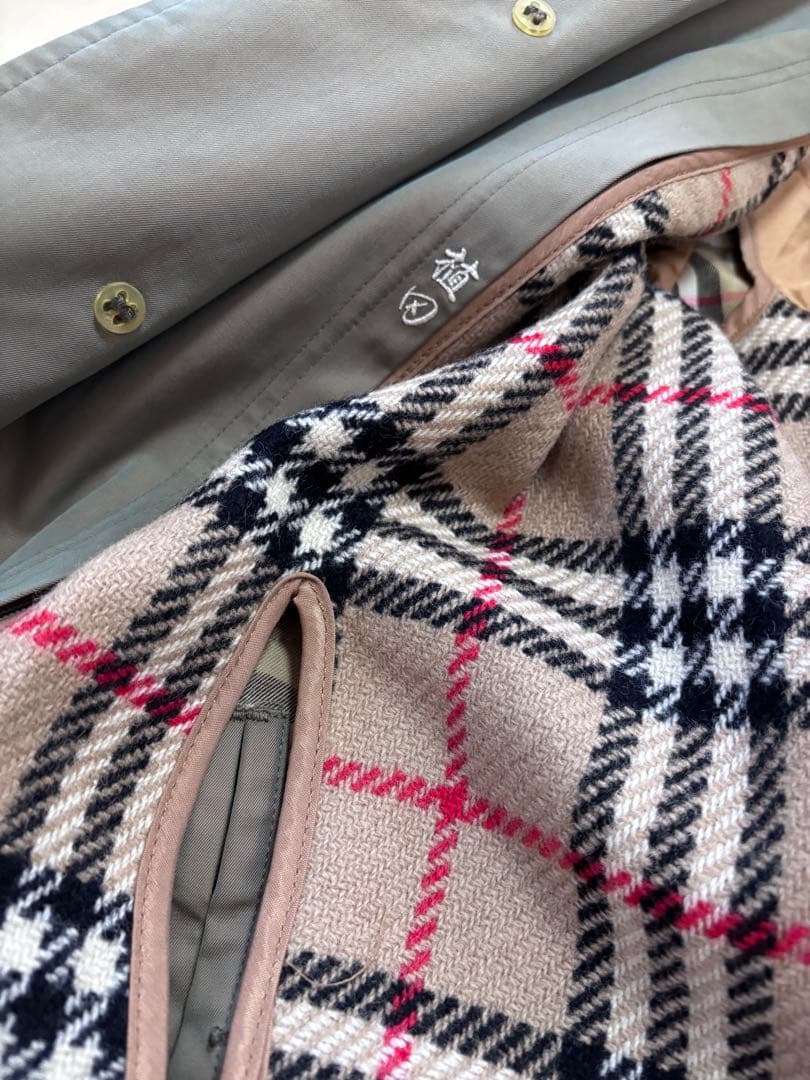 と*と様 Burberry カーキ トレンチコート Ｍ