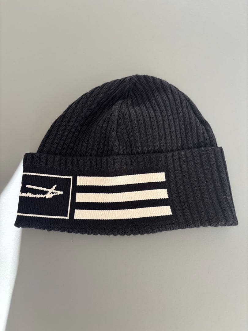 Y-3 黒 ニット帽 ビーニー