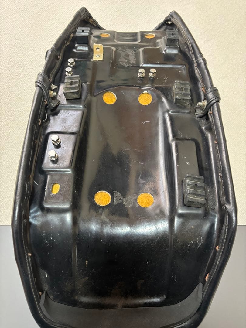希少　カワサキ　Z250FT チョビ3段シート