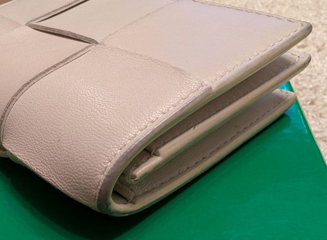 Bottega Veneta カセット ビジネス カードケース ホワイト