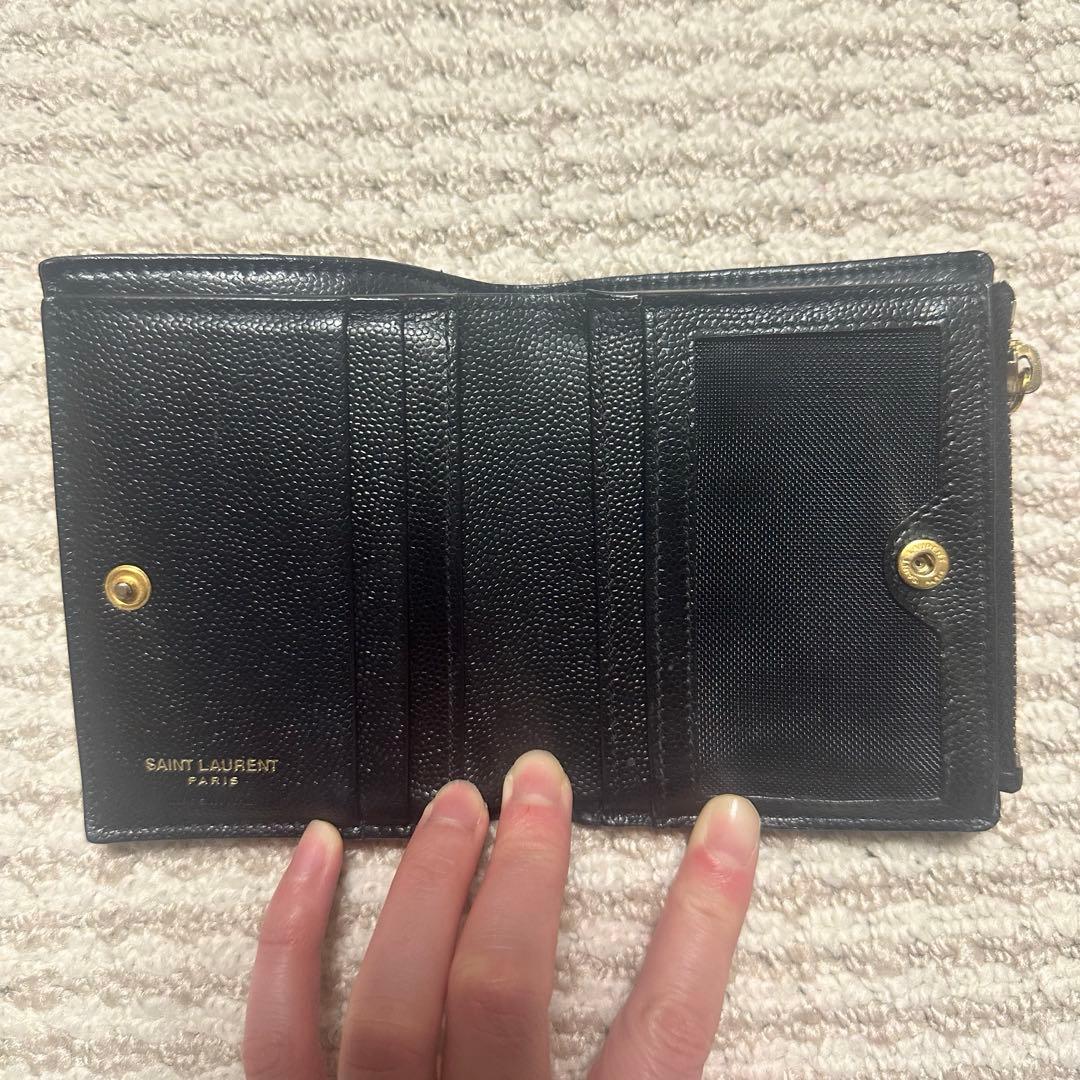 サンローラン YSL ブラック キルティング 二つ折り財布 シリアルナンバー