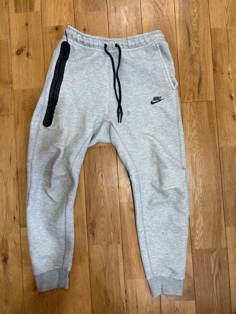 NIKEテックフリース　上下L、M