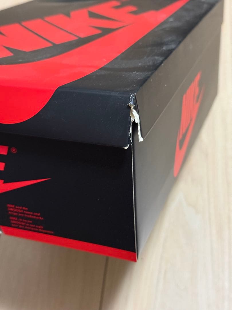 ナイキ エアジョーダン1 ブレッド Nike Air Jordan 1 Bred