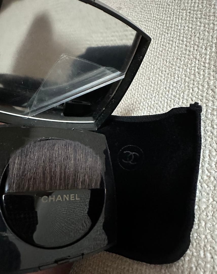 CHANEL LES BEIGES ヘルシー グロウ パウダー B10 12g