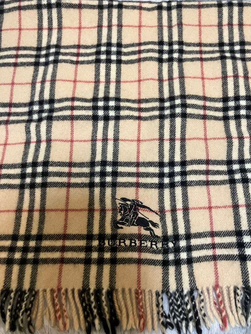 ①BURBERRYバーバリー　膝掛け　西川産業　チェック明るいベージュ