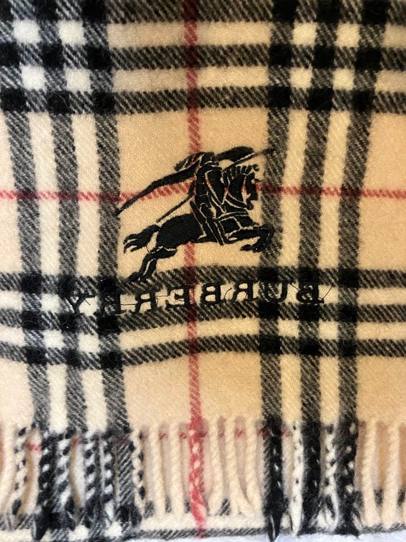 ①BURBERRYバーバリー　膝掛け　西川産業　チェック明るいベージュ