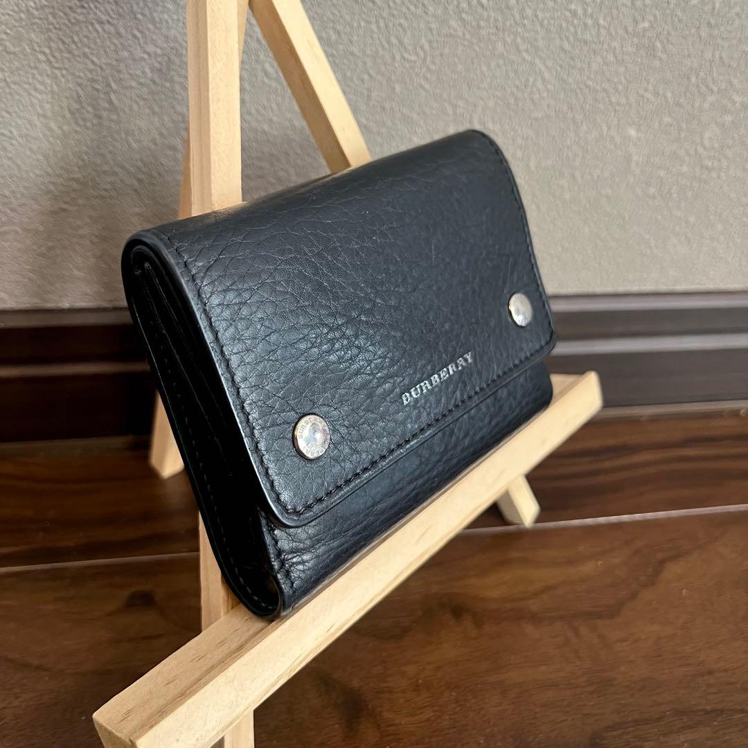 y　BURBERRY バーバリー　三つ折り財布　コンパクト　ブラック