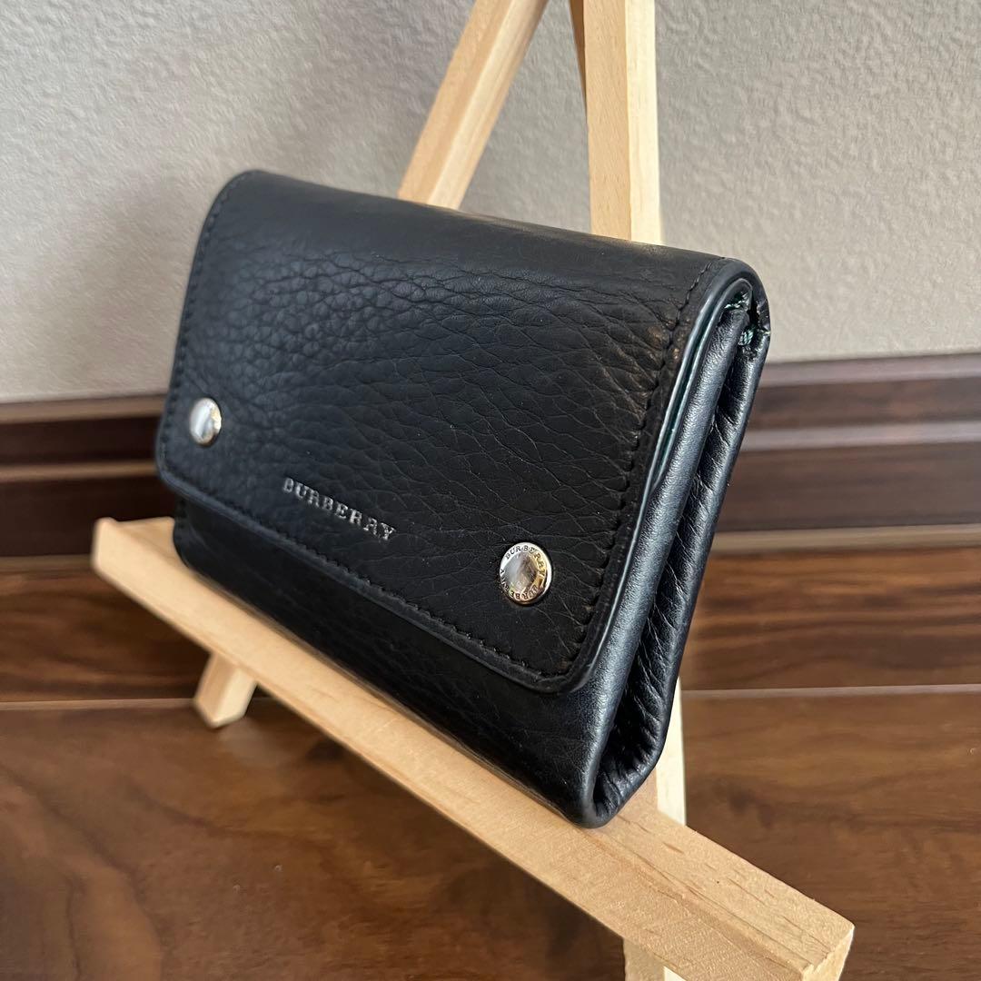 y　BURBERRY バーバリー　三つ折り財布　コンパクト　ブラック