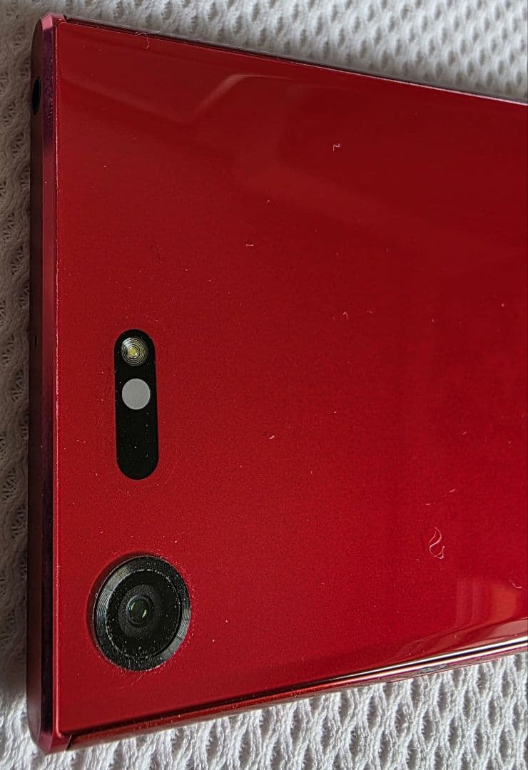 SO-01J Xperia docomo レッド