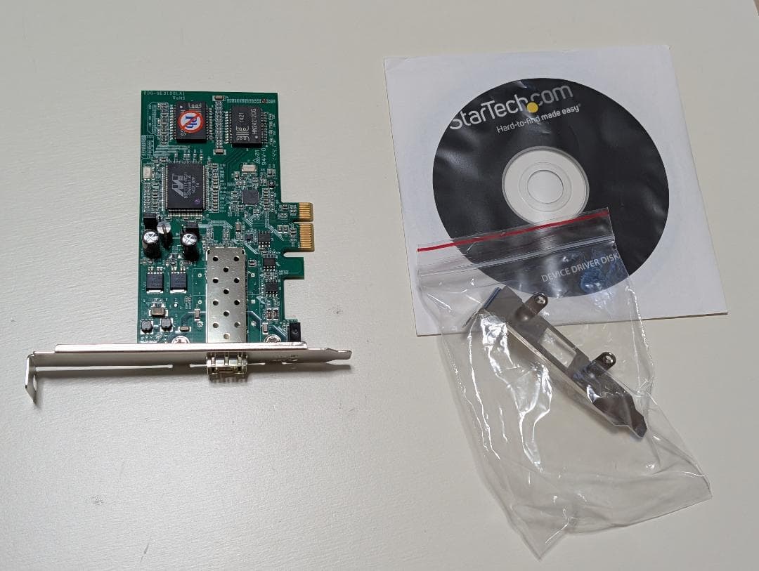 Startech PEX1000SPF2 SPFスロット付きネットワークカード