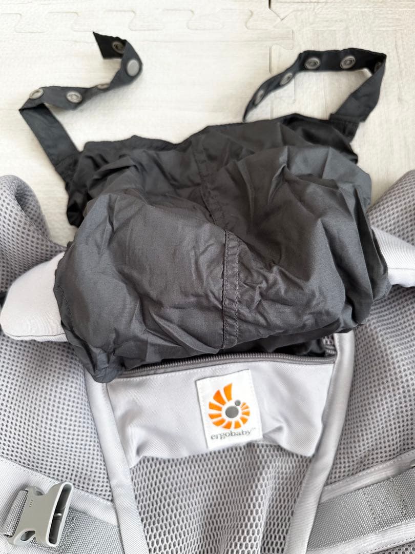 ergobaby ADAPT COOL AIR　ウエストベルト付　グレー