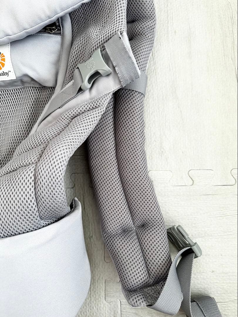 ergobaby ADAPT COOL AIR　ウエストベルト付　グレー
