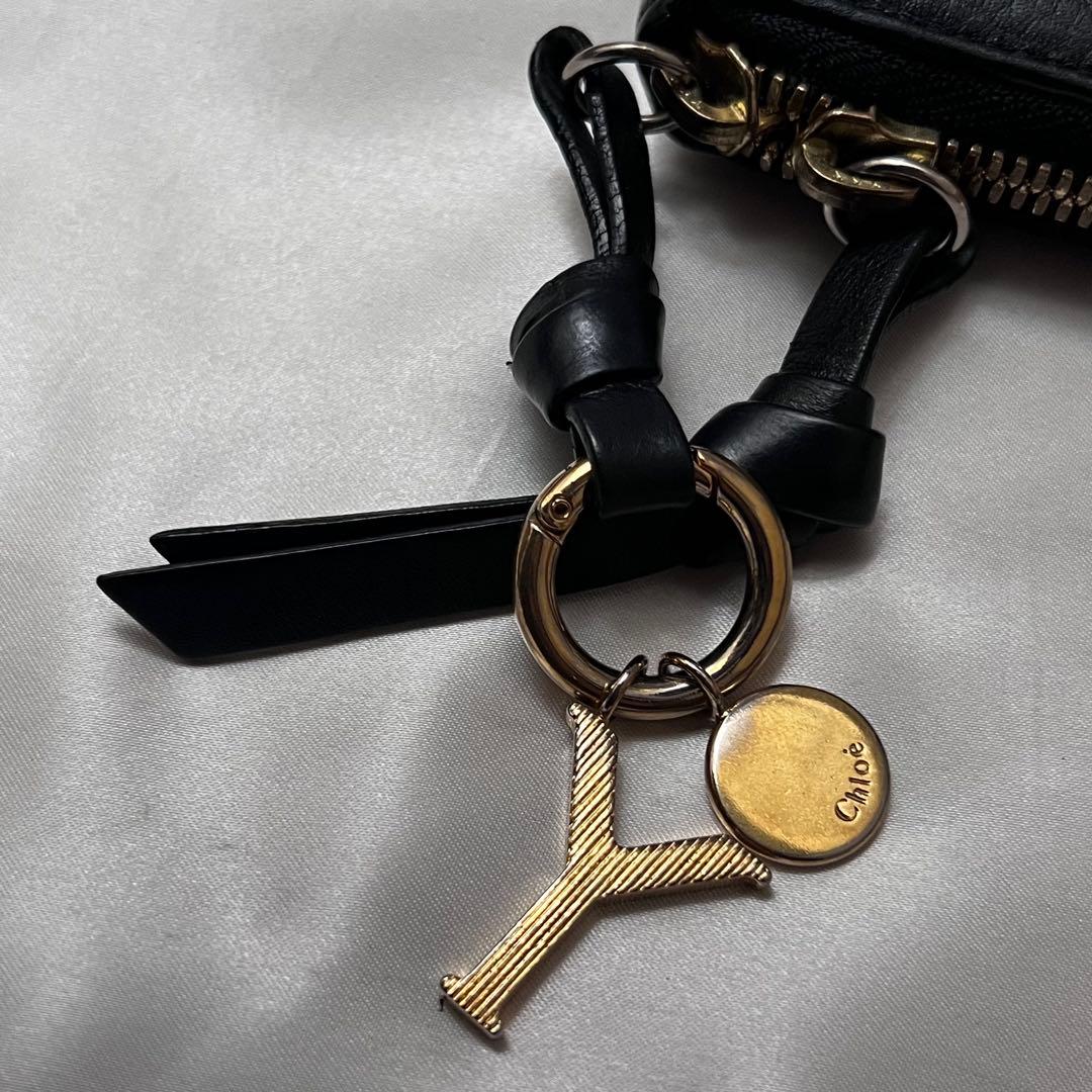 ◇美品◇クロエ　アルファベット　折り財布　レザー　ブラック×ピンクベージュ