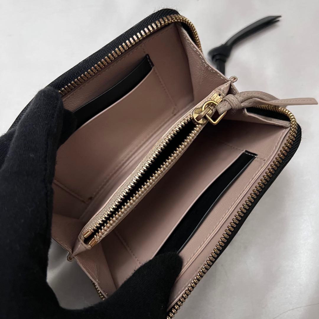 ◇美品◇クロエ　アルファベット　折り財布　レザー　ブラック×ピンクベージュ